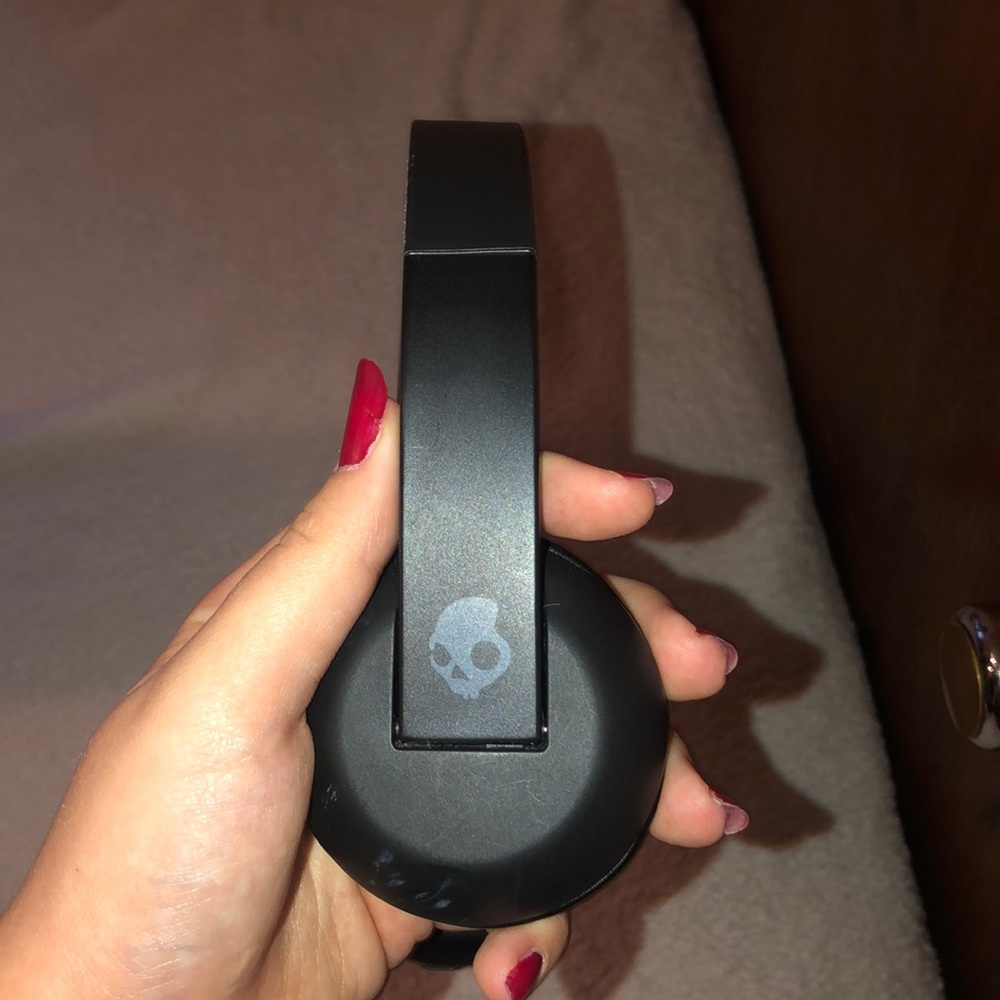 Skull candy wireless headphones